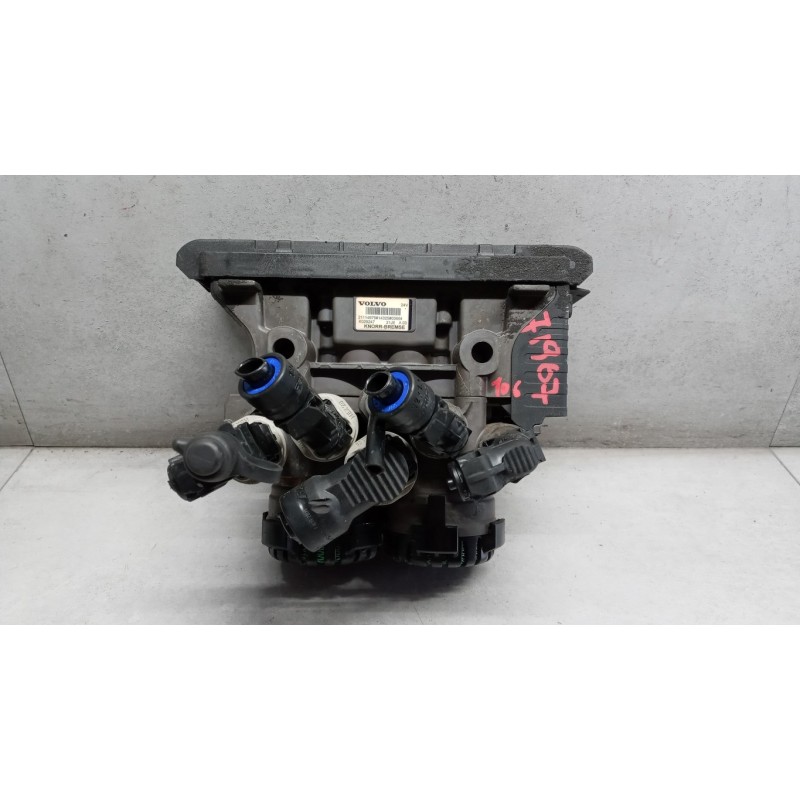 VOLVO truck VARIE FRENI 1 VOLVO truck FH euro 6 usato