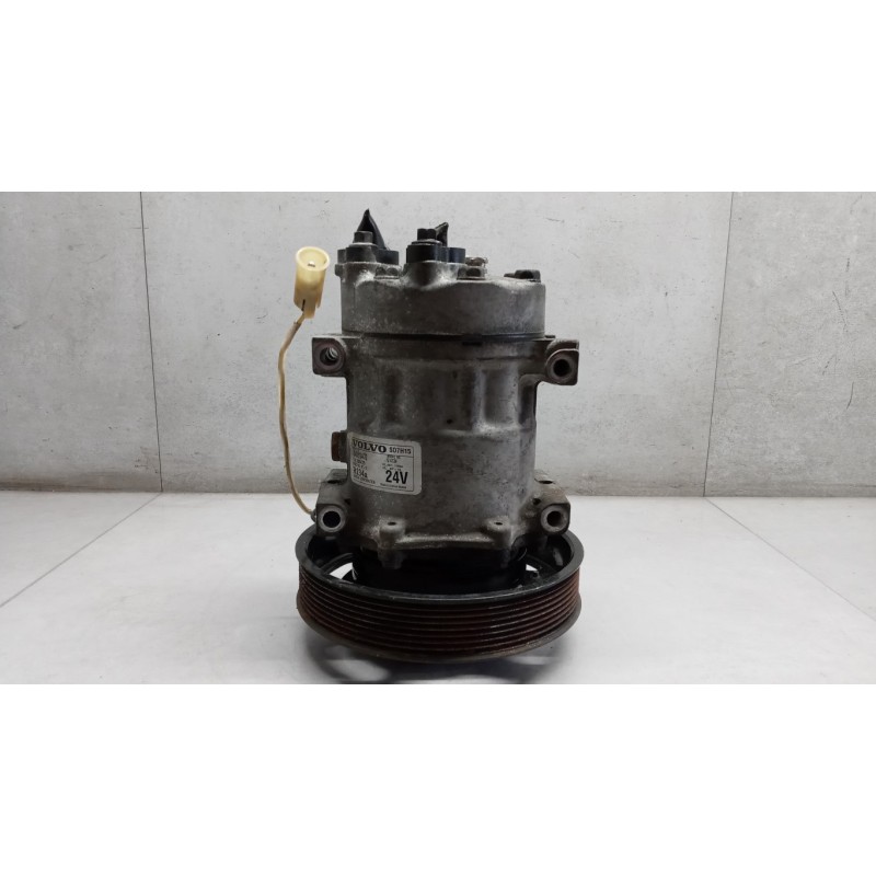 VOLVO truck AIR CONDITIONER COMPRESSOR VOLVO truck FH euro 6 used
