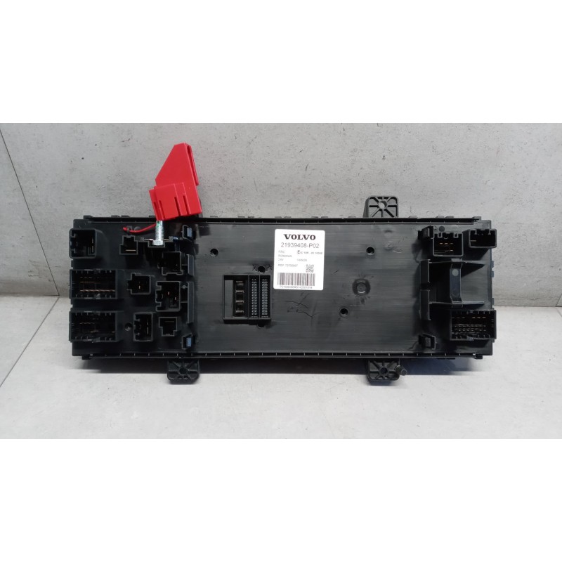 VOLVO truck SCATOLA FUSIBILI VOLVO truck FH euro 6 usato