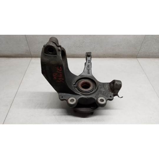 MONTANTE COMPLETO DESTRO FORD Focus 2005>2007 usato