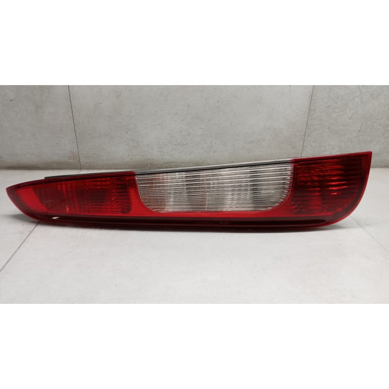 FORD FARO POSTERIORE ESTERNO SINISTRO FORD C-Max 2003>2007 usato