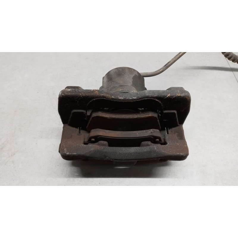 CHRYSLER RIGHT FRONT CALIPER BRAKE  CHRYSLER PT Cruiser 2006>2010 used