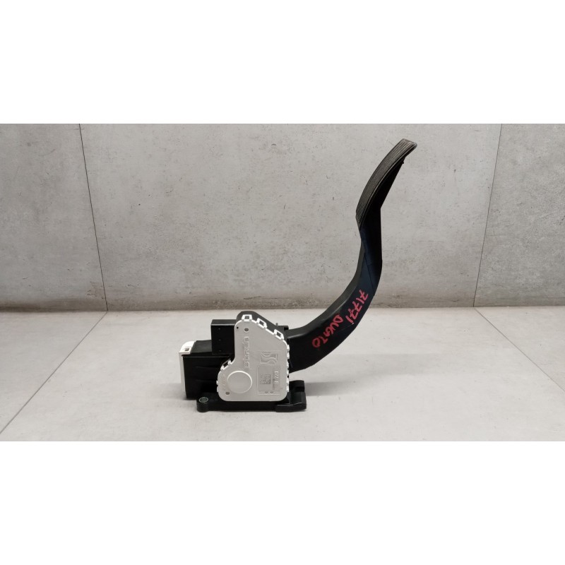 FIAT van ELETRONIC THROTTLE PEDAL  FIAT van Ducato 2014> used