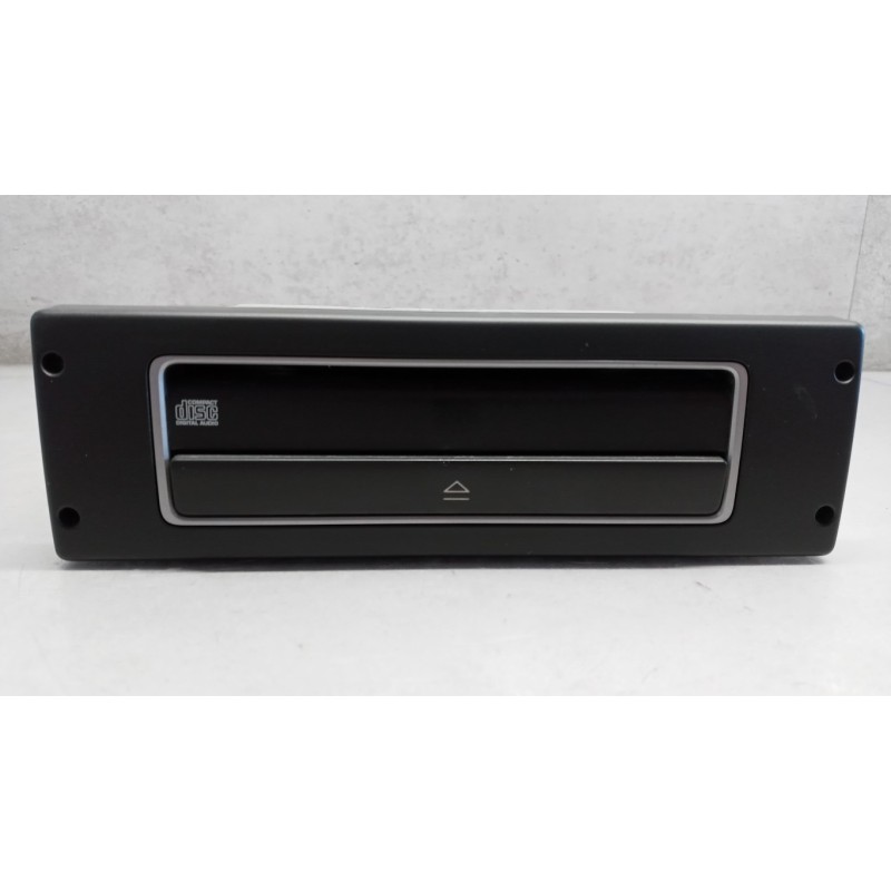 VOLVO truck CD CHANGER  VOLVO truck FH euro 6 used