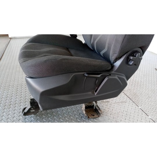 FRONT SEATS FORD van Transit/Tourneo Connect 2013> used