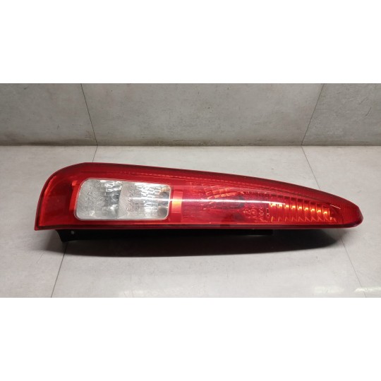 FARO POSTERIORE ESTERNO SINISTRO FORD Fusion 2002>2006 usato