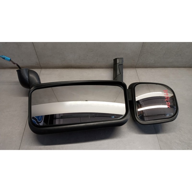 SCANIA RIGHT ELETRIC REAR-VIEW MIRROR  SCANIA Serie R 2005> used