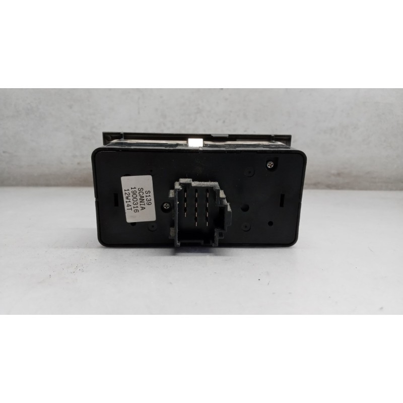 SCANIA BLOCCO LUCI SCANIA Serie R 2005> usato