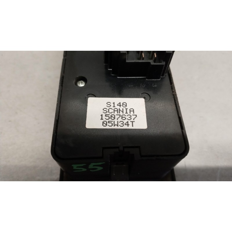 SCANIA INTERRUTTORI E PULSANTI ABITACOLO SCANIA Serie R 2005> usato