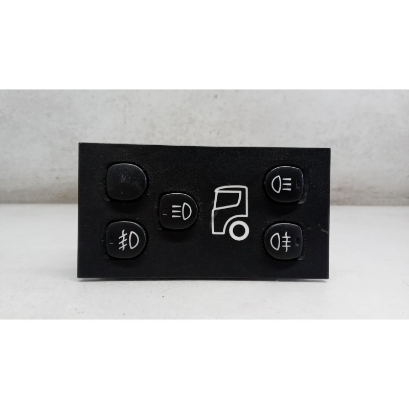 SCANIA INTERRUTTORI E PULSANTI ABITACOLO SCANIA Serie R 2005> usato