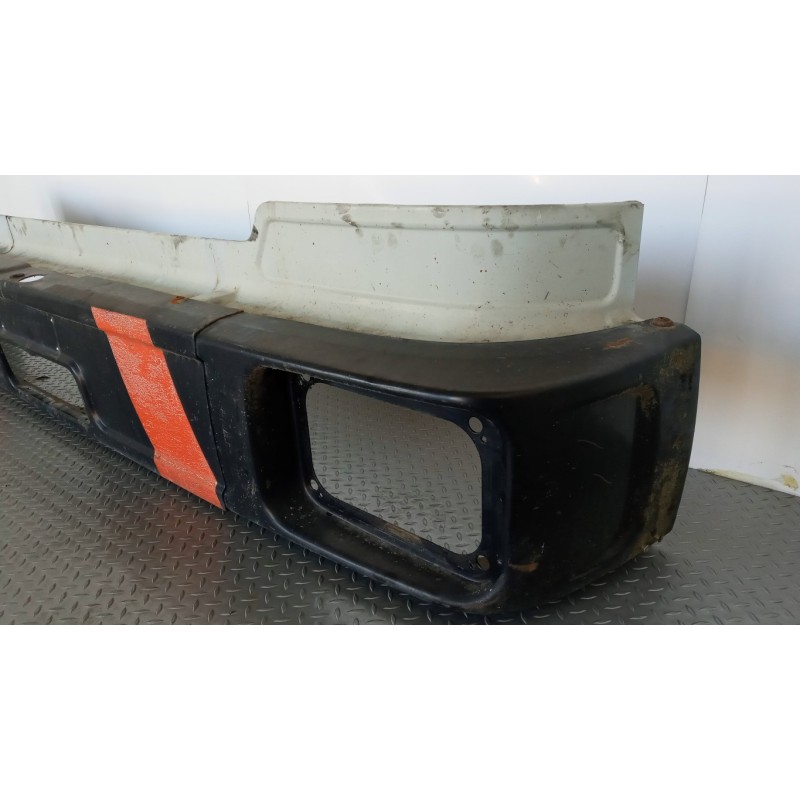 IVECO PARAURTI ANTERIORE IVECO 170NC usato