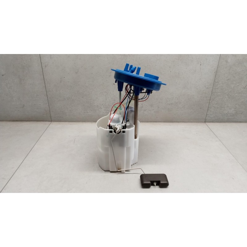 VOLKSWAGEN POMPA SERBATOIO VOLKSWAGEN Polo 2017>2021 usato