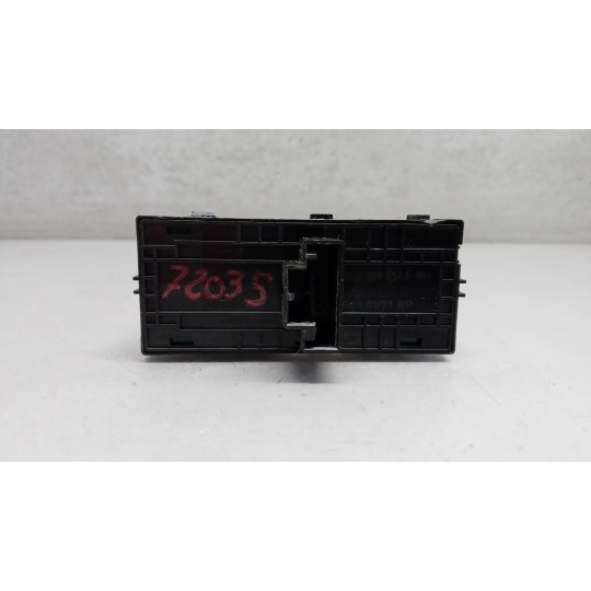 INTERRUTTORI E PULSANTI ALZAVETRI VOLKSWAGEN Polo 2017>2021 usato