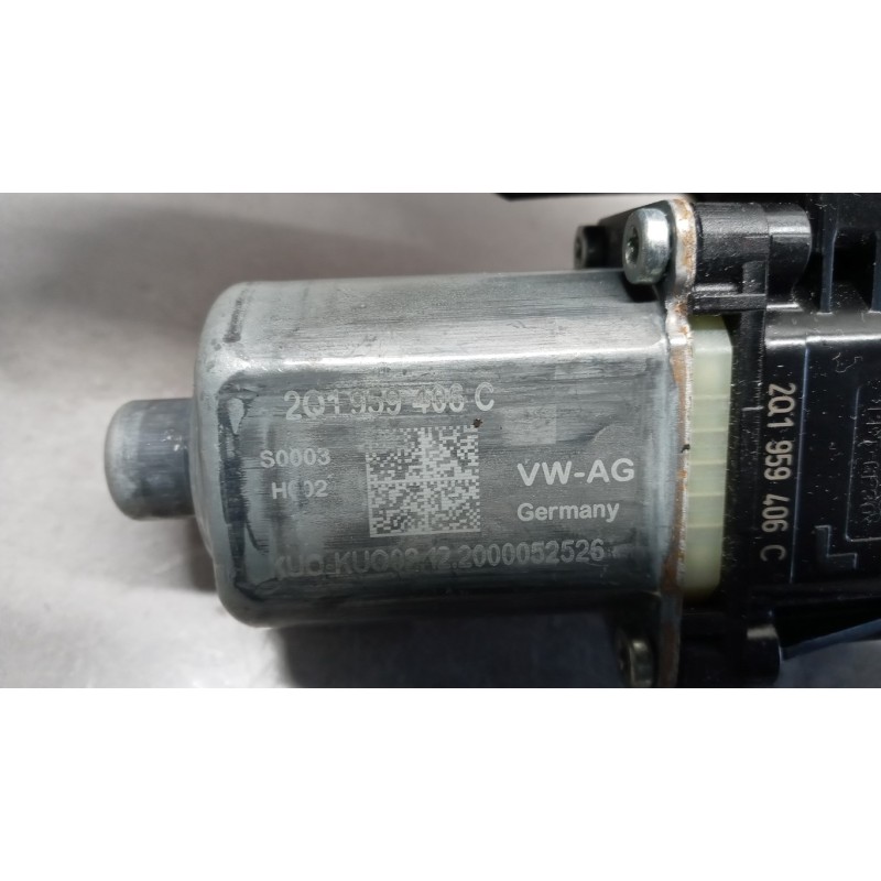 VOLKSWAGEN ALZA VETRI ANTERIORI DESTRO VOLKSWAGEN Polo 2017>2021 usato