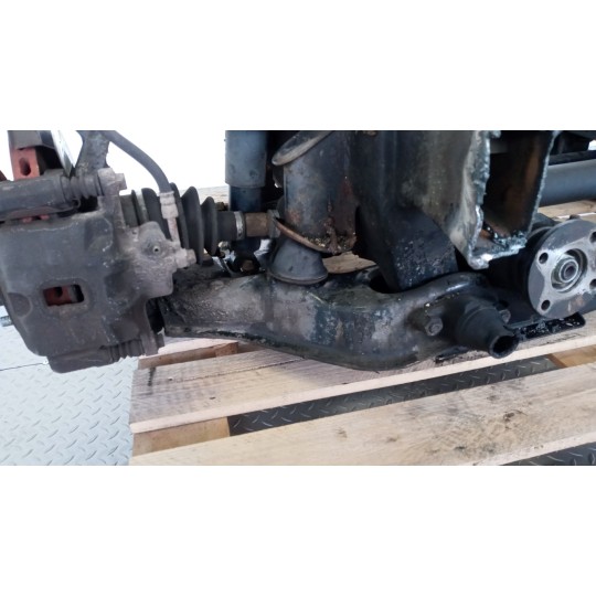 BRACCIO OSCILLANTE ANTERIORE INFERIORE SINISTRO HYUNDAI Galloper 1991>2003 usato