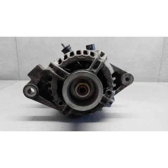 ALTERNATORE TOYOTA Yaris 2005>2008 usato