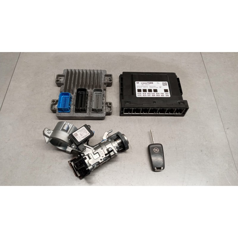 OPEL CENTRALINA MOTORE OPEL Corsa E 2014>2019 usato