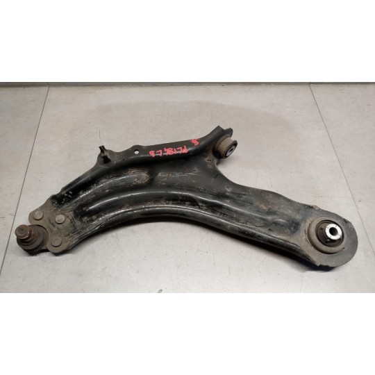 CONTROL ARM FRONT LOWER LEFT  RENAULT Kangoo 2013>2021 used