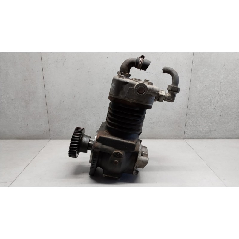 RENAULT truck COMPRESSORE ARIA FRENI RENAULT truck Midlum usato