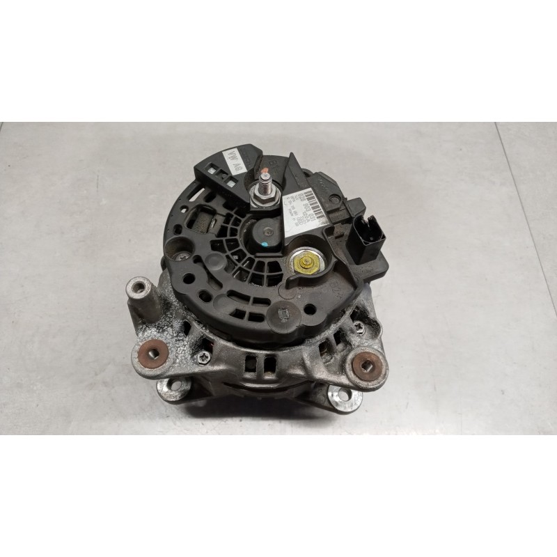 VOLKSWAGEN ALTERNATOR VOLKSWAGEN Passat 2000>2005 used