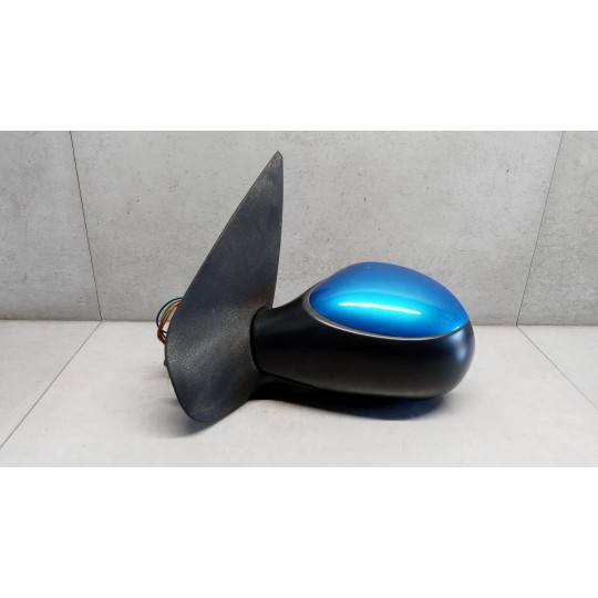 LEFT ELETRIC REAR-VIEW MIRROR  PEUGEOT 206 2003>2012 used
