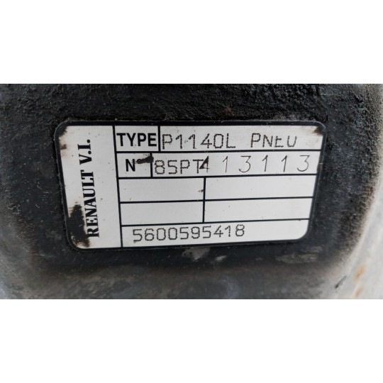 ASSALE POSTERIORE RENAULT truck Midlum usato