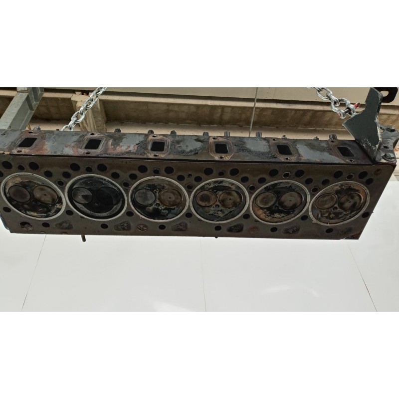 RENAULT truck HEAD ENGINE  RENAULT truck Midlum used