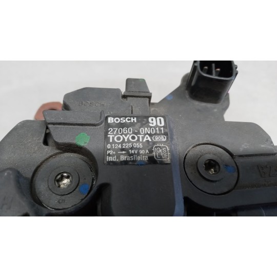 ALTERNATORE TOYOTA Yaris 2005>2008 usato