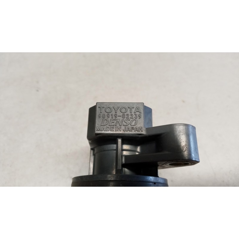 TOYOTA BOBINA TOYOTA Yaris 2005>2008 usato