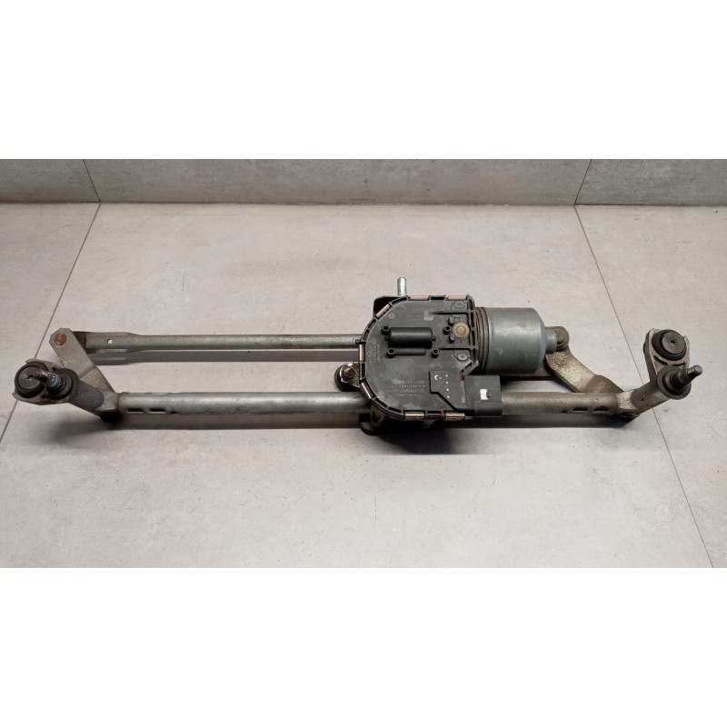 VOLKSWAGEN windshield wiper motor VOLKSWAGEN Golf 6 2008>2012 used