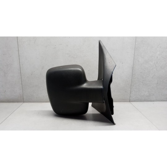 REARVIEW RIGHT  MERCEDES-BENZ van Vito-V (W638) 1997>2002 used