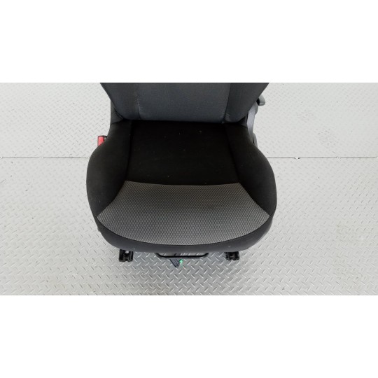 SEDILI ANTERIORI RENAULT Kangoo 2013>2021 usato