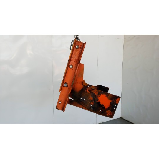 TRAVERSA ANTERIORE UNIMOG Ux 100 usato