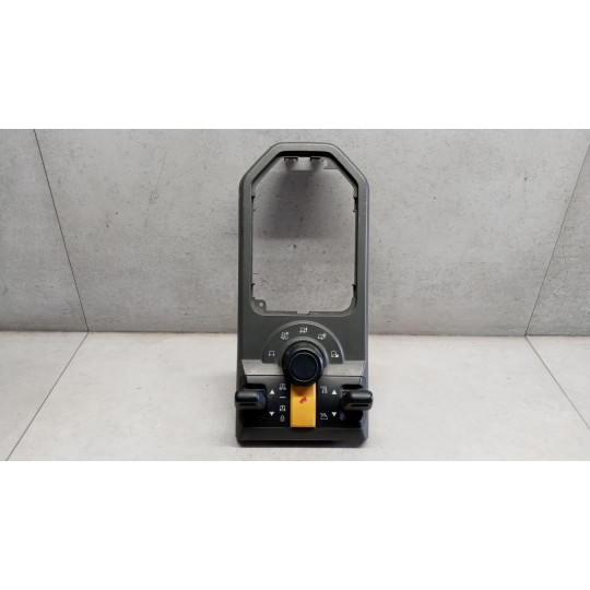 INTERRUTTORI E PULSANTI ABITACOLO LAND ROVER Discovery 2004>2009 usato