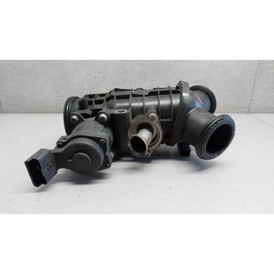 CORPO FARFALLATO LAND ROVER Discovery  2004>2009 usato