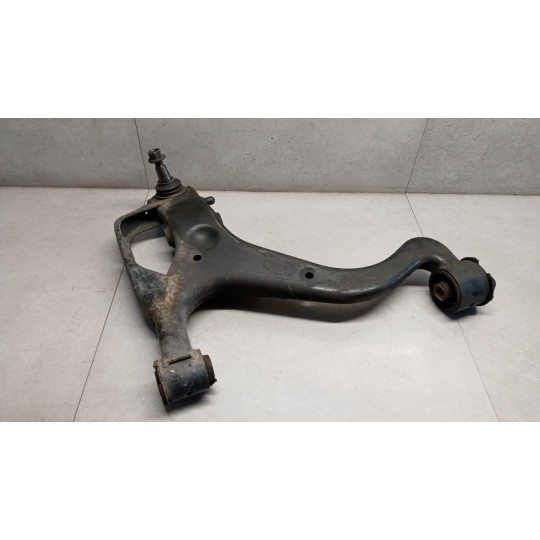 CONTROL ARM FRONT LOWER LEFT  LAND ROVER Discovery  2004>2009 used
