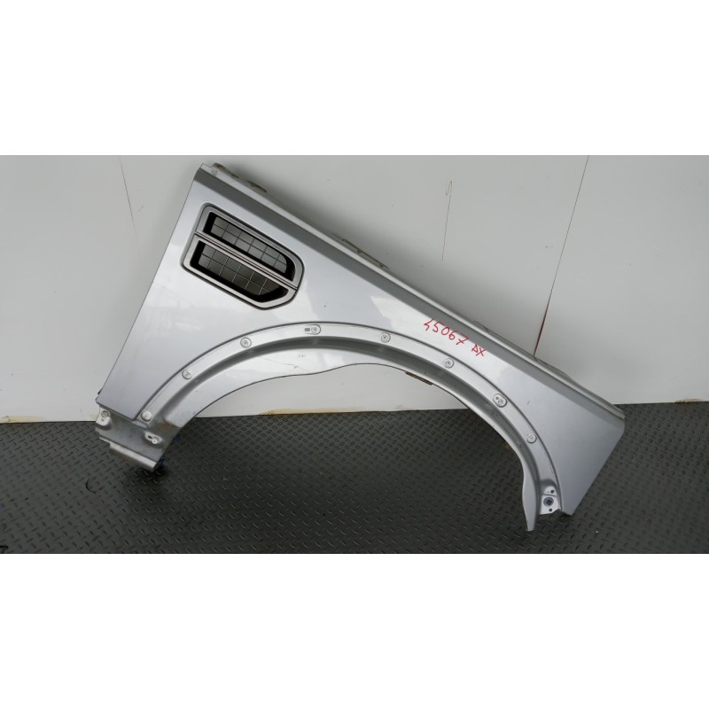 LAND ROVER RIGHT FRONT MUDGUARD  LAND ROVER Discovery  2004>2009 used