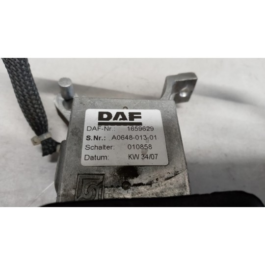 INTERRUTTORI E PULSANTI DEVIO DAF XF105 usato