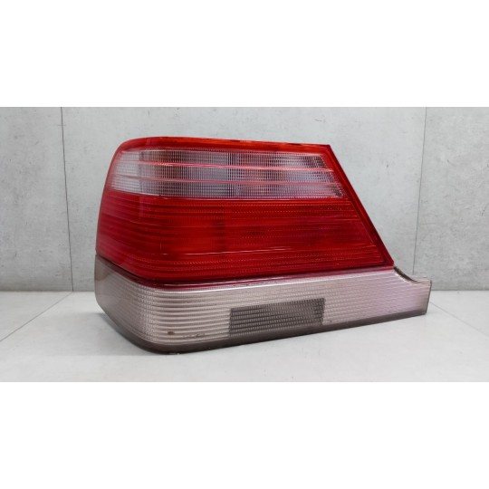 FARO POSTERIORE ESTERNO SINISTRO MERCEDES-BENZ Classe S (W140) 1991>1998 usato
