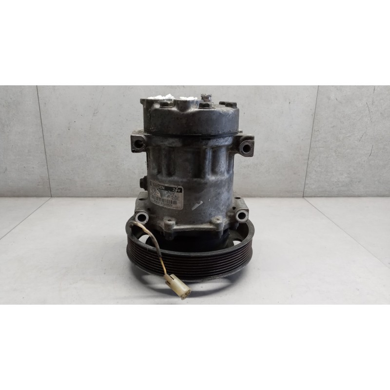 RENAULT truck AIR CONDITIONER COMPRESSOR RENAULT truck T 2014> used