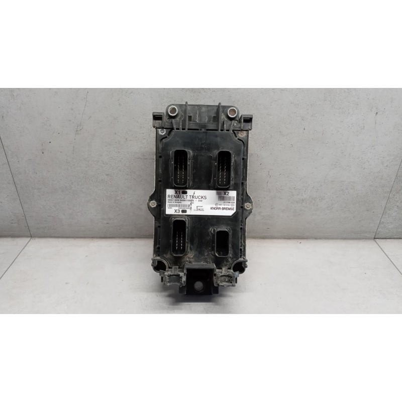 RENAULT truck CENTRALINE VARIE D RENAULT truck T 2014> usato