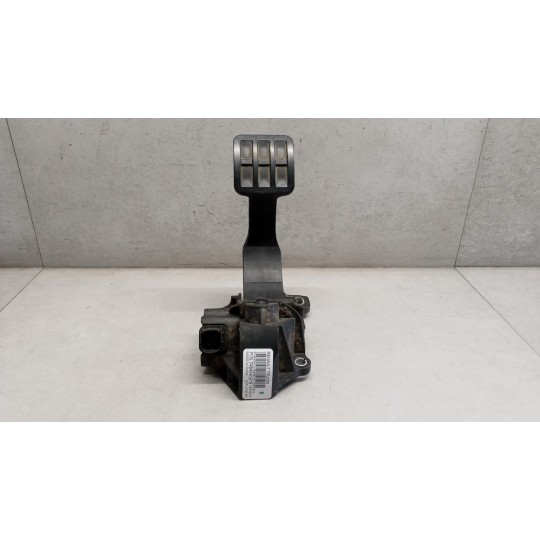 ELETRONIC THROTTLE PEDAL  RENAULT truck T 2014> used