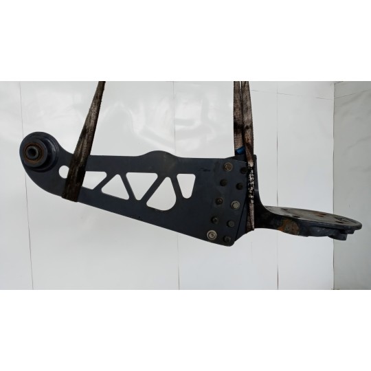 SUPPORTO SOSPENSIONI RENAULT truck T 2014> usato