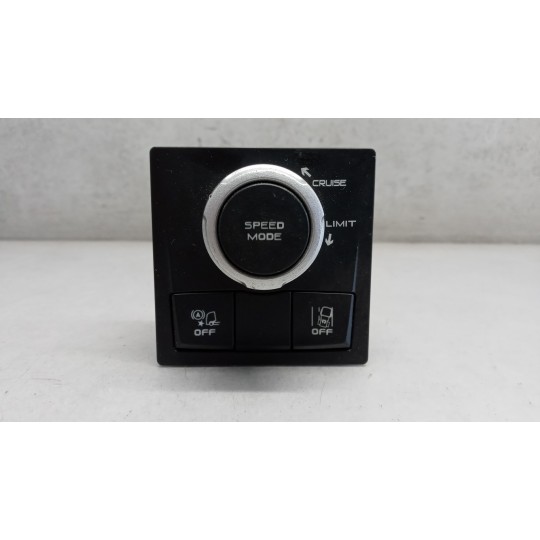 INTERRUTTORI E PULSANTI ABITACOLO RENAULT truck T 2014> usato