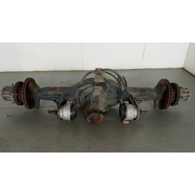 ASSALE POSTERIORE NISSAN...