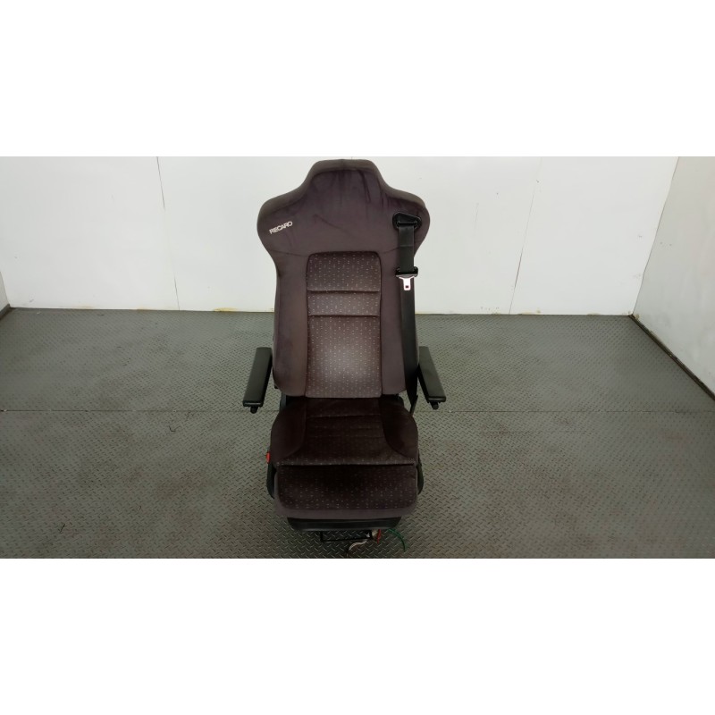 MERCEDES BUS SEDILI ANTERIORI MERCEDES BUS Setra usato