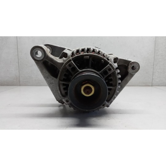 ALTERNATORE TOYOTA Corolla Verso 2002>2004 usato