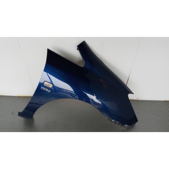 RIGHT FRONT MUDGUARD  TOYOTA Corolla Verso 2002>2004 used