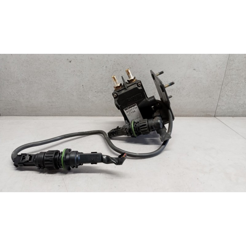 SCANIA STACCABATTERIA SCANIA Serie R 2005> used