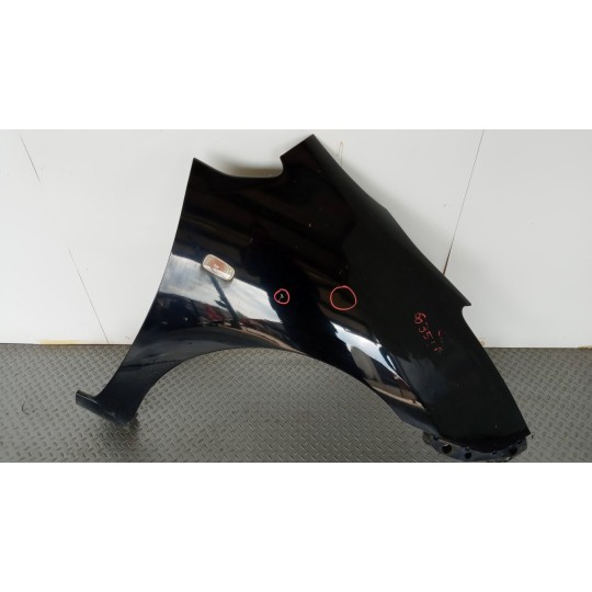 RIGHT FRONT MUDGUARD  TOYOTA Prius 2004>2008 used